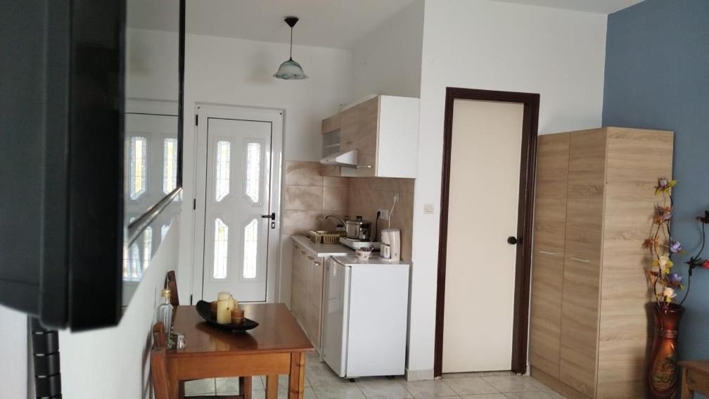 Golden Sun Apartments Rodakino Exterior foto