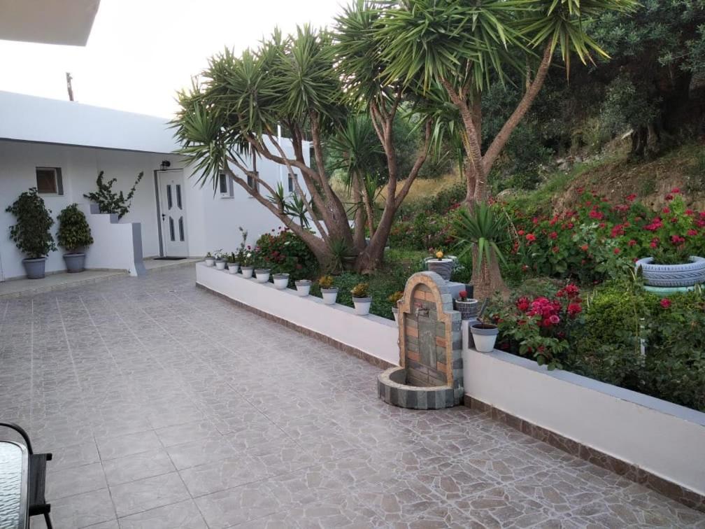 Golden Sun Apartments Rodakino Exterior foto