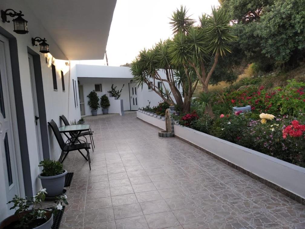 Golden Sun Apartments Rodakino Exterior foto
