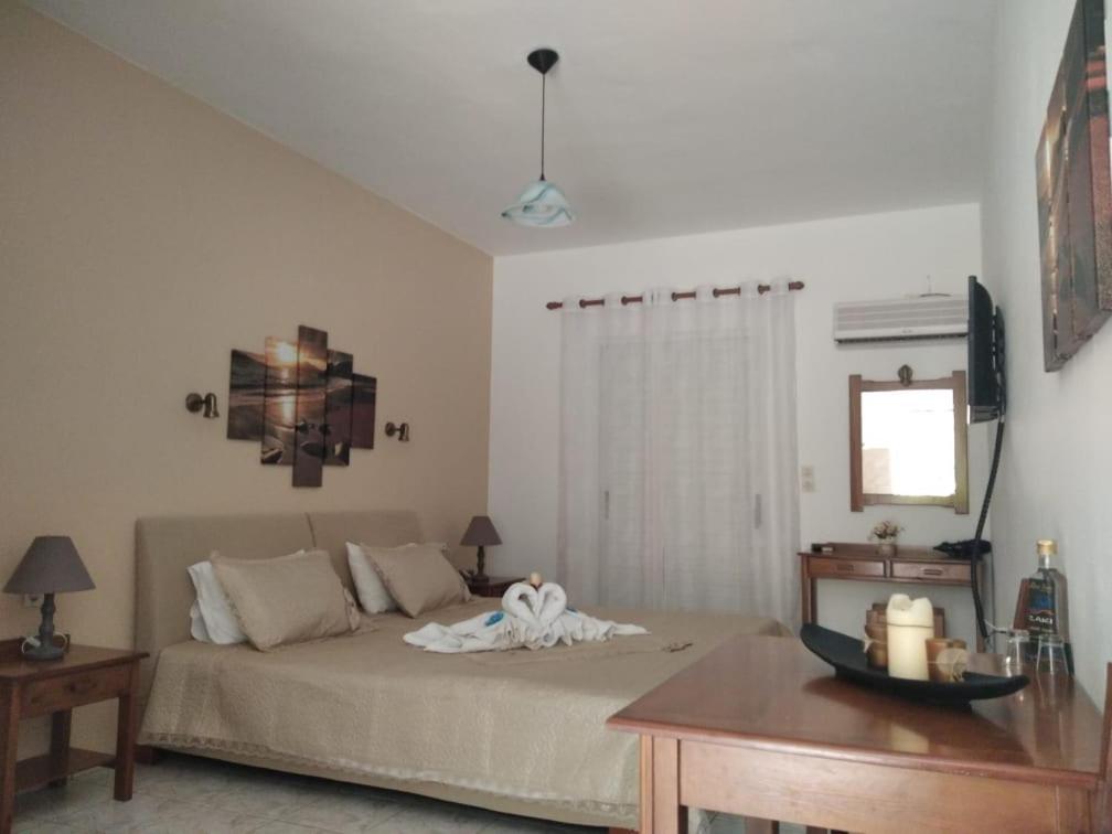 Golden Sun Apartments Rodakino Exterior foto