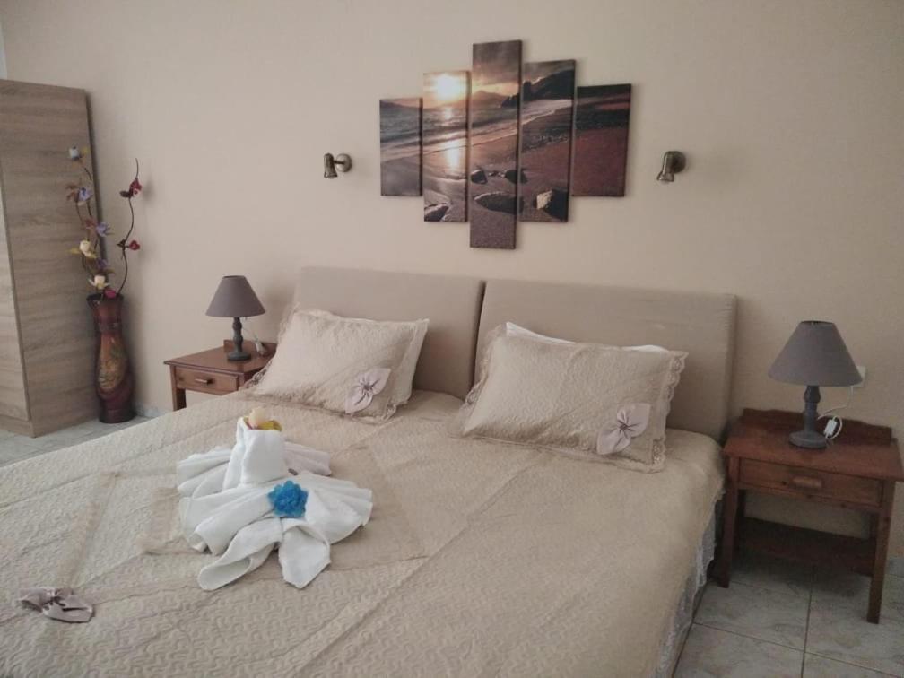 Golden Sun Apartments Rodakino Exterior foto