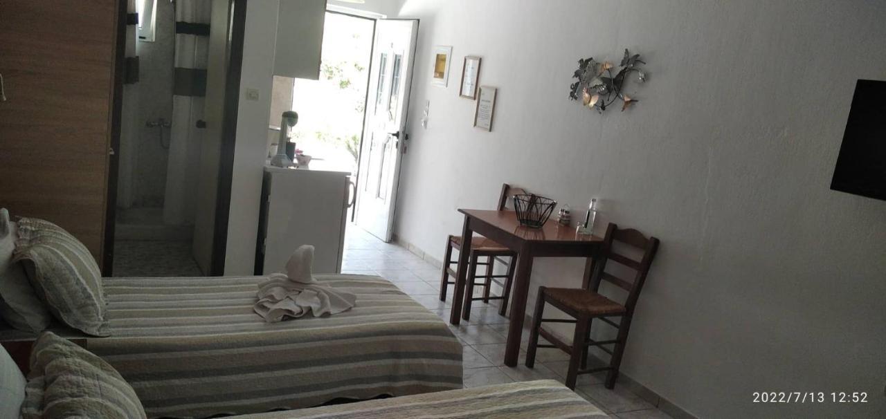 Golden Sun Apartments Rodakino Exterior foto