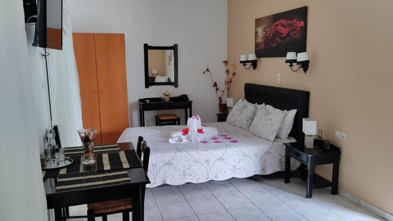 Golden Sun Apartments Rodakino Exterior foto