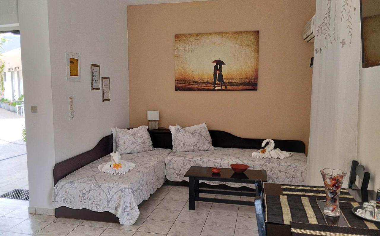 Golden Sun Apartments Rodakino Exterior foto