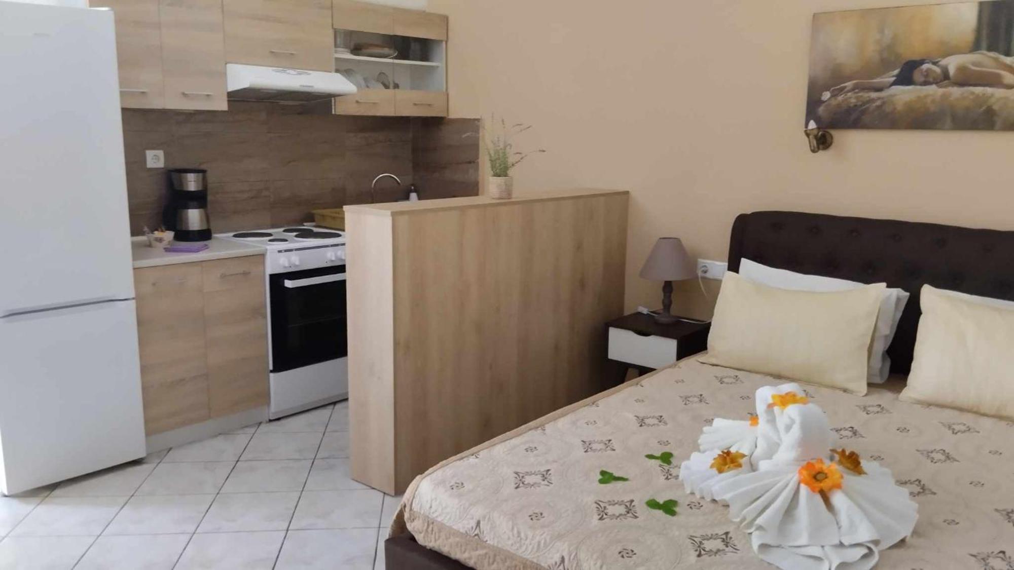 Golden Sun Apartments Rodakino Exterior foto