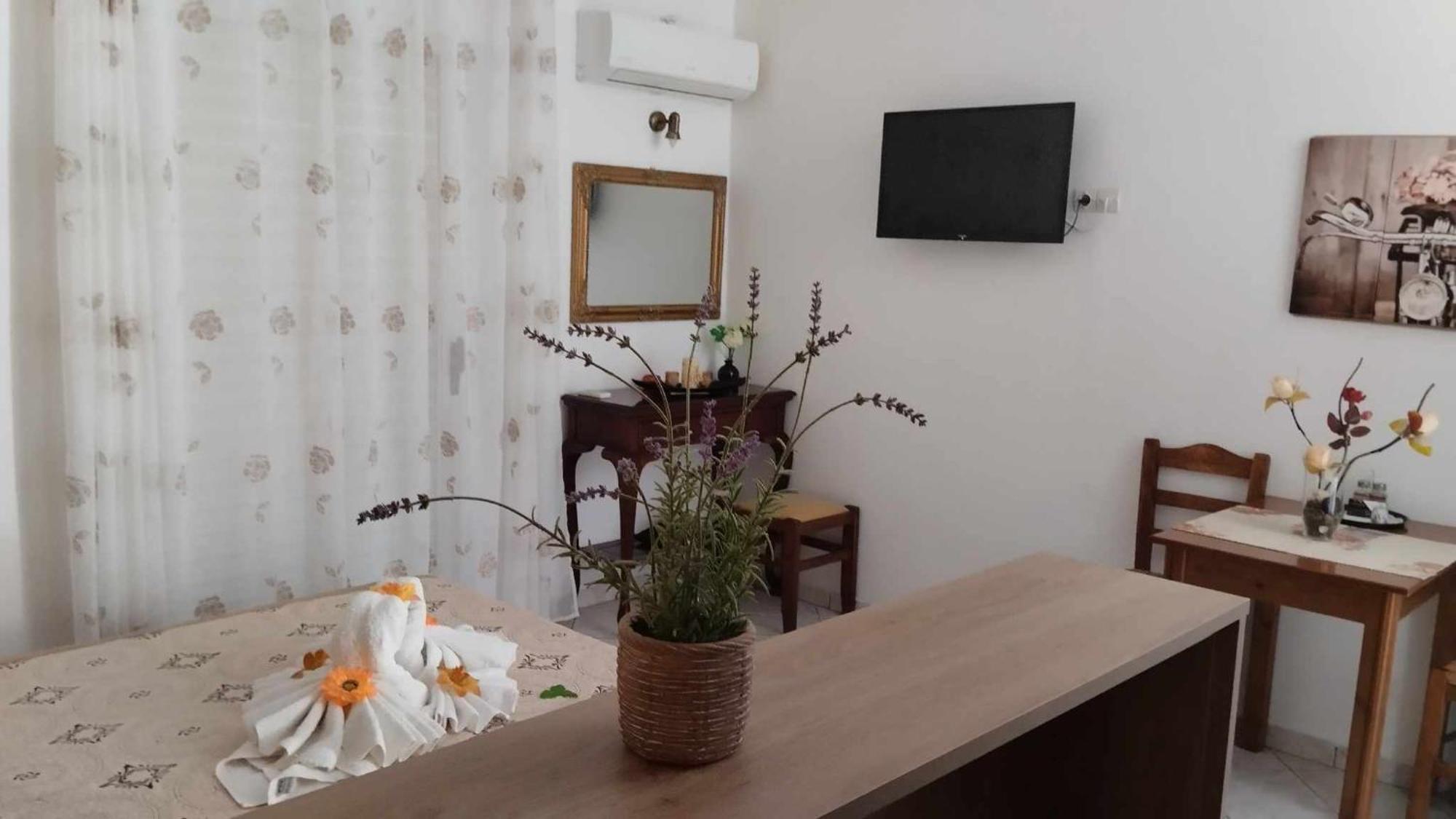 Golden Sun Apartments Rodakino Exterior foto